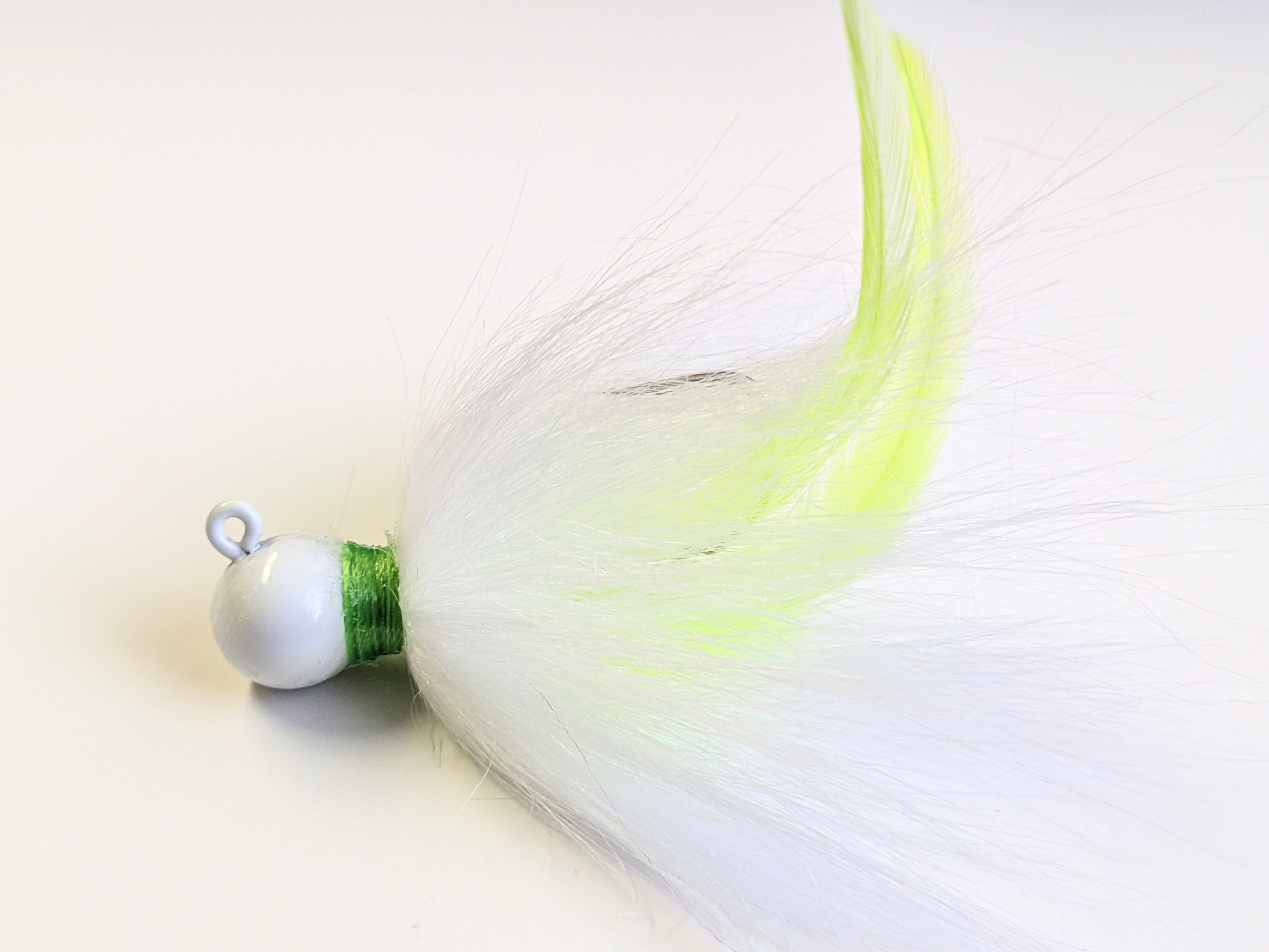 Saltwater BALL BUCKTAIL JIG w/Feathers - Bucktail-Lures